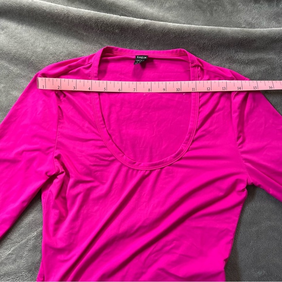 Shein Solid Hot Pink Long Sleeve Crop Top Size S - Picture 3 of 7